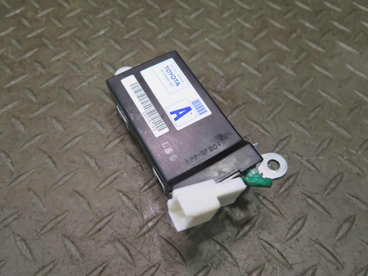 04-06 Lexus UCF30L LS430 Door Control Receiver Module 89741-50460 OEM