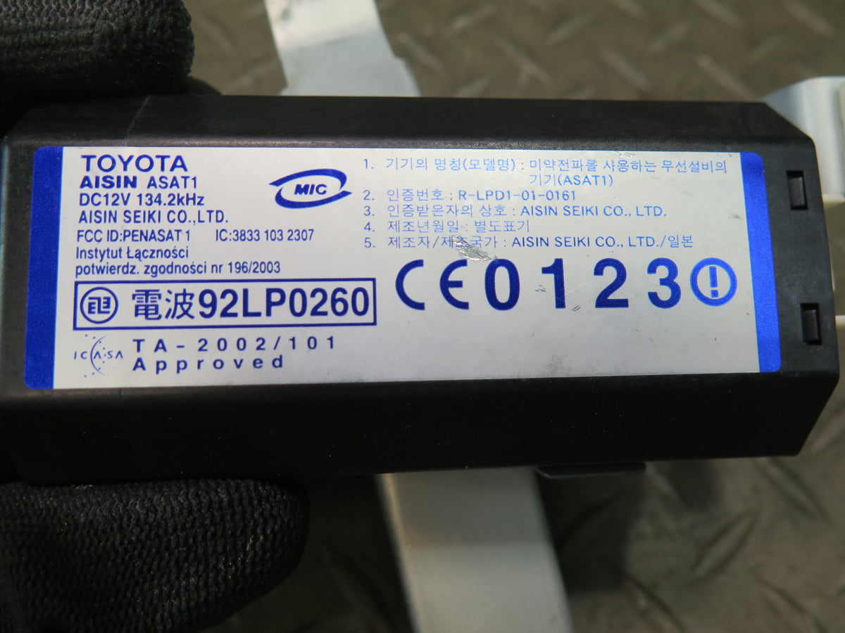 04-06 Lexus UCF30L LS430 Rear Right Smart KEY Oscillator 89991-50070 OEM