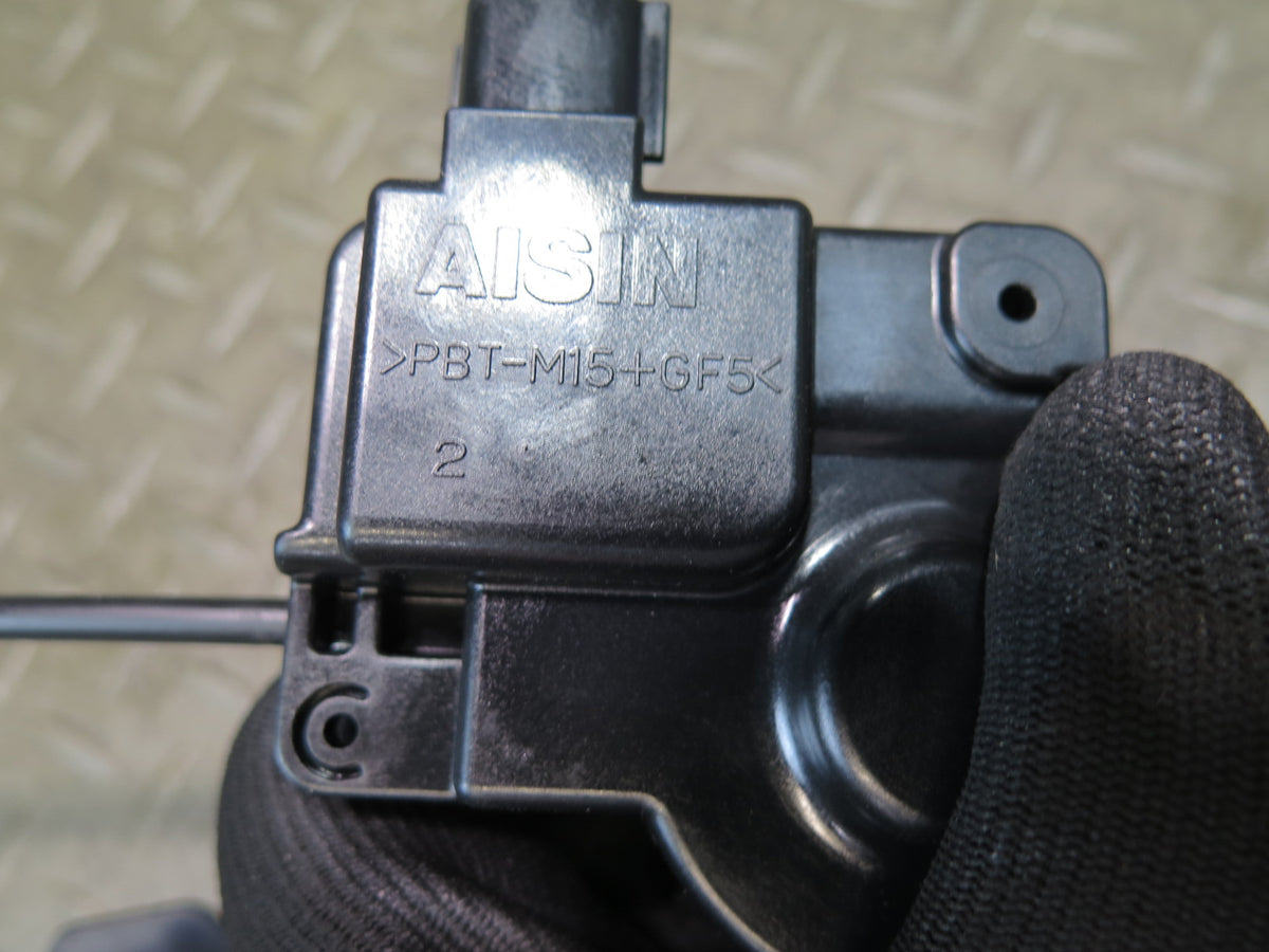 01-06 Lexus UCF30L LS430 Fuel Tank Filler Door Lid Actuator Motor OEM