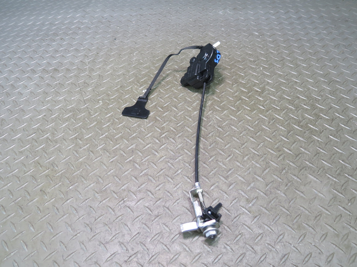 01-06 Lexus UCF30L LS430 Fuel Tank Filler Door Lid Actuator Motor OEM