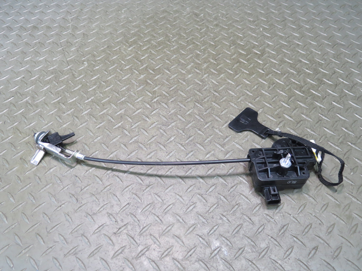 01-06 Lexus UCF30L LS430 Fuel Tank Filler Door Lid Actuator Motor OEM