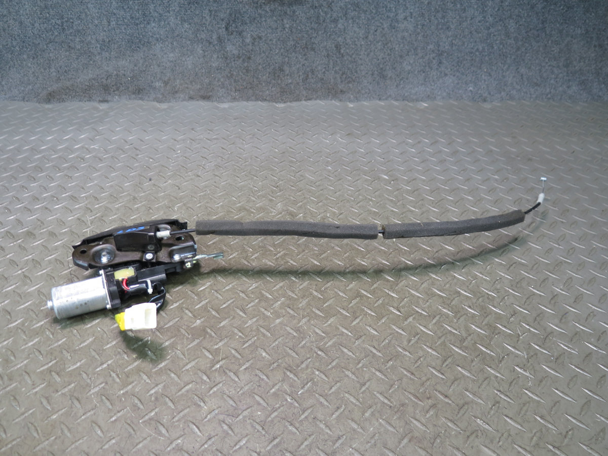 01-06 Lexus UCF30L LS430 Rear Trunk Lid Lock Latch Actuator w Inner Handle OEM