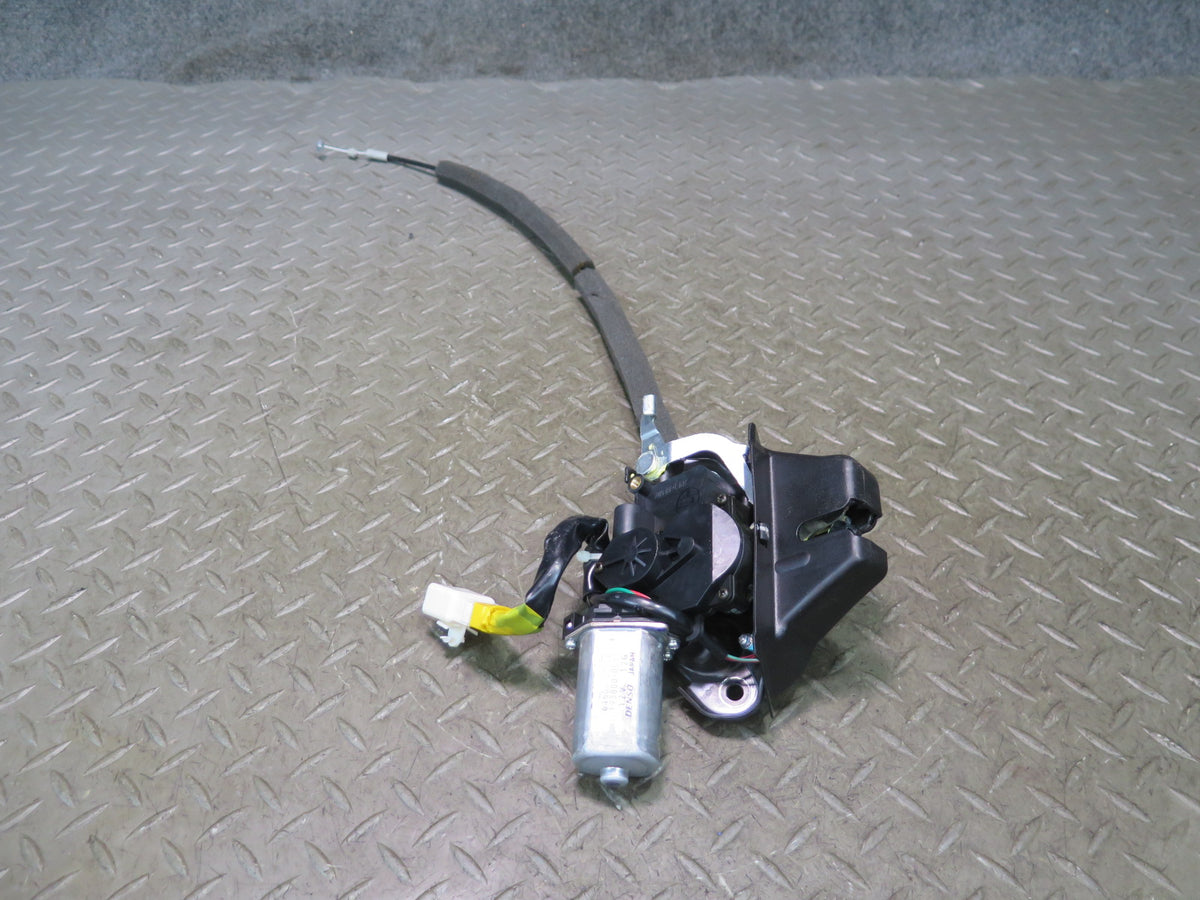 01-06 Lexus UCF30L LS430 Rear Trunk Lid Lock Latch Actuator w Inner Handle OEM