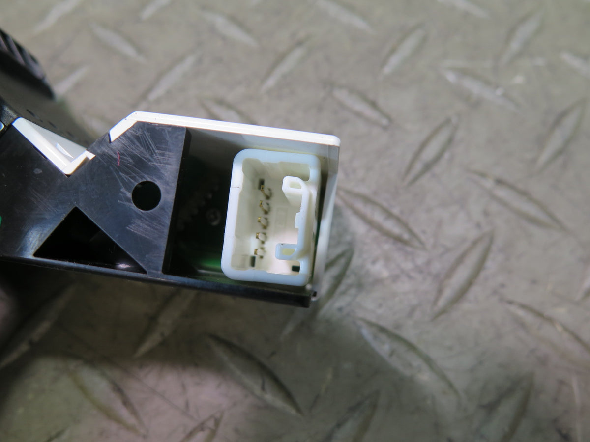01-06 Lexus UCF30L LS430 Dash Right Passenger Temperature Switch 87190-50020 OEM