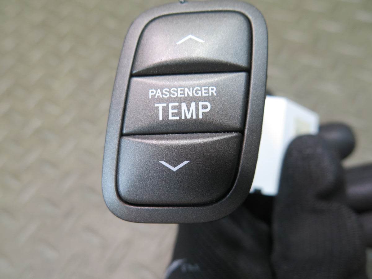 01-06 Lexus UCF30L LS430 Dash Right Passenger Temperature Switch 87190-50020 OEM
