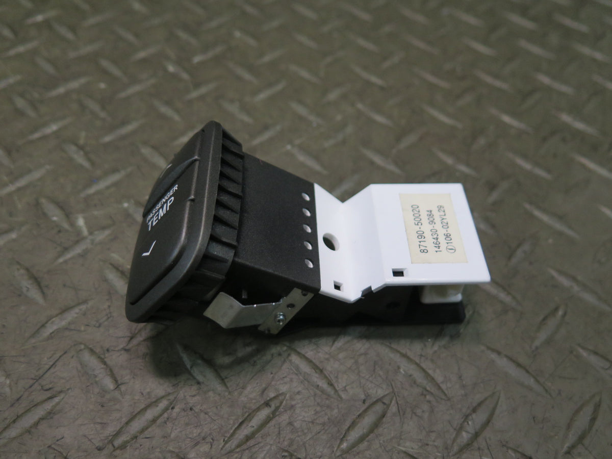 01-06 Lexus UCF30L LS430 Dash Right Passenger Temperature Switch 87190-50020 OEM