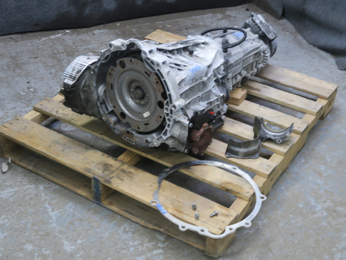 15-16 Porsche Macan Turbo 3.6L AWD A5B01 A/T Auto Transmission W/ Transfer Case