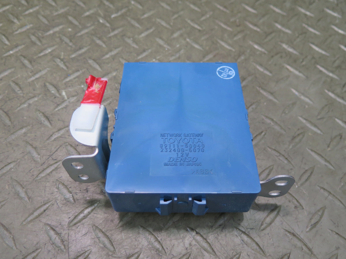 04-06 Lexus UCF30L LS430 Network Gateway Control Module 89111-50040 OEM