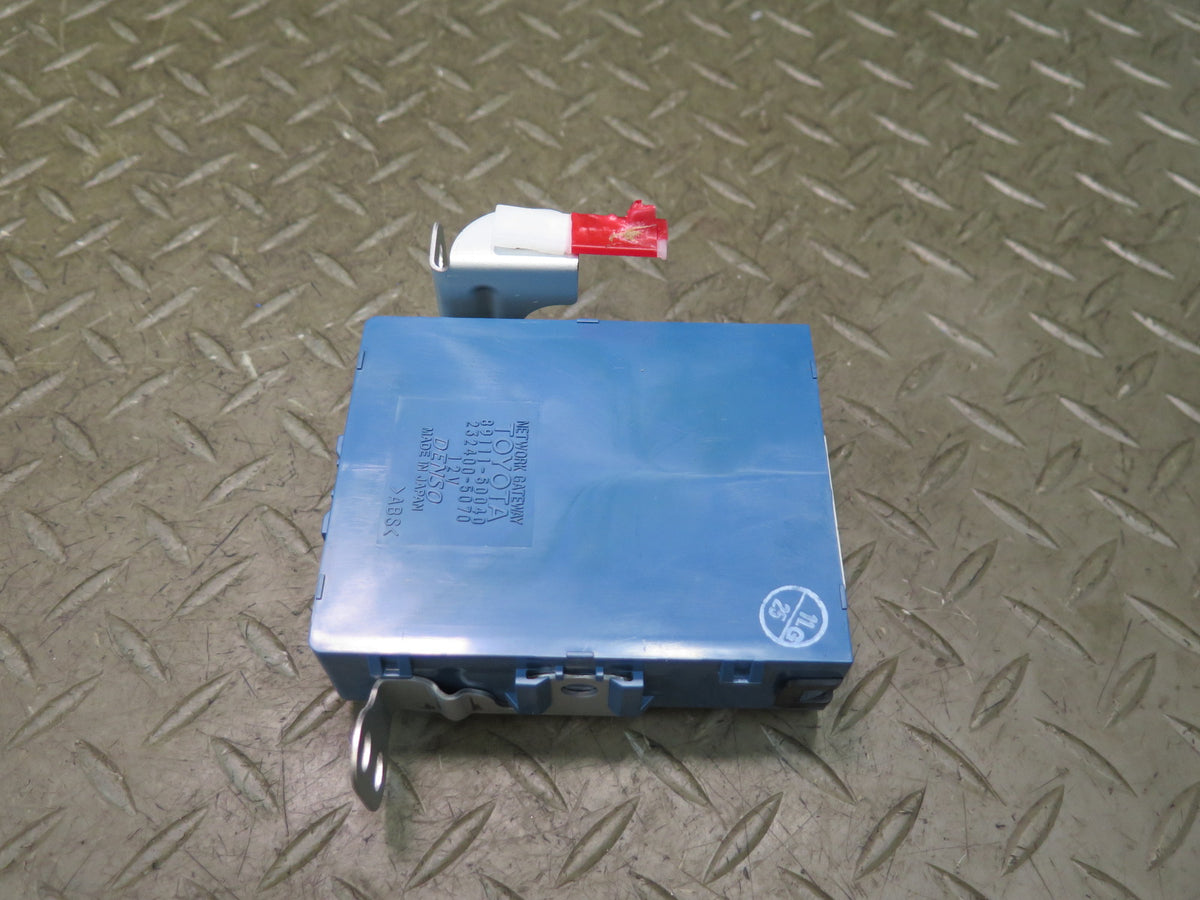 04-06 Lexus UCF30L LS430 Network Gateway Control Module 89111-50040 OEM