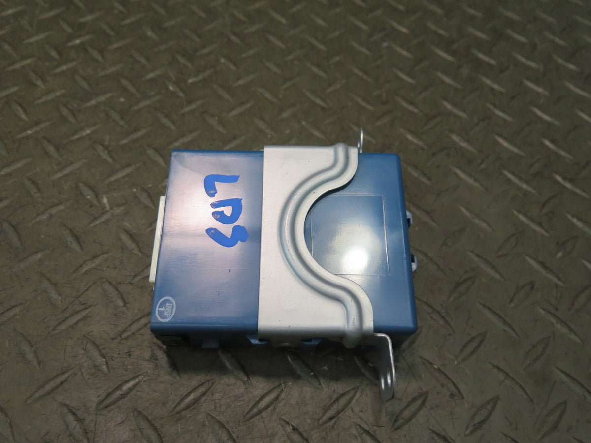 04-06 Lexus UCF30L LS430 Network Gateway Control Module 89111-50040 OEM