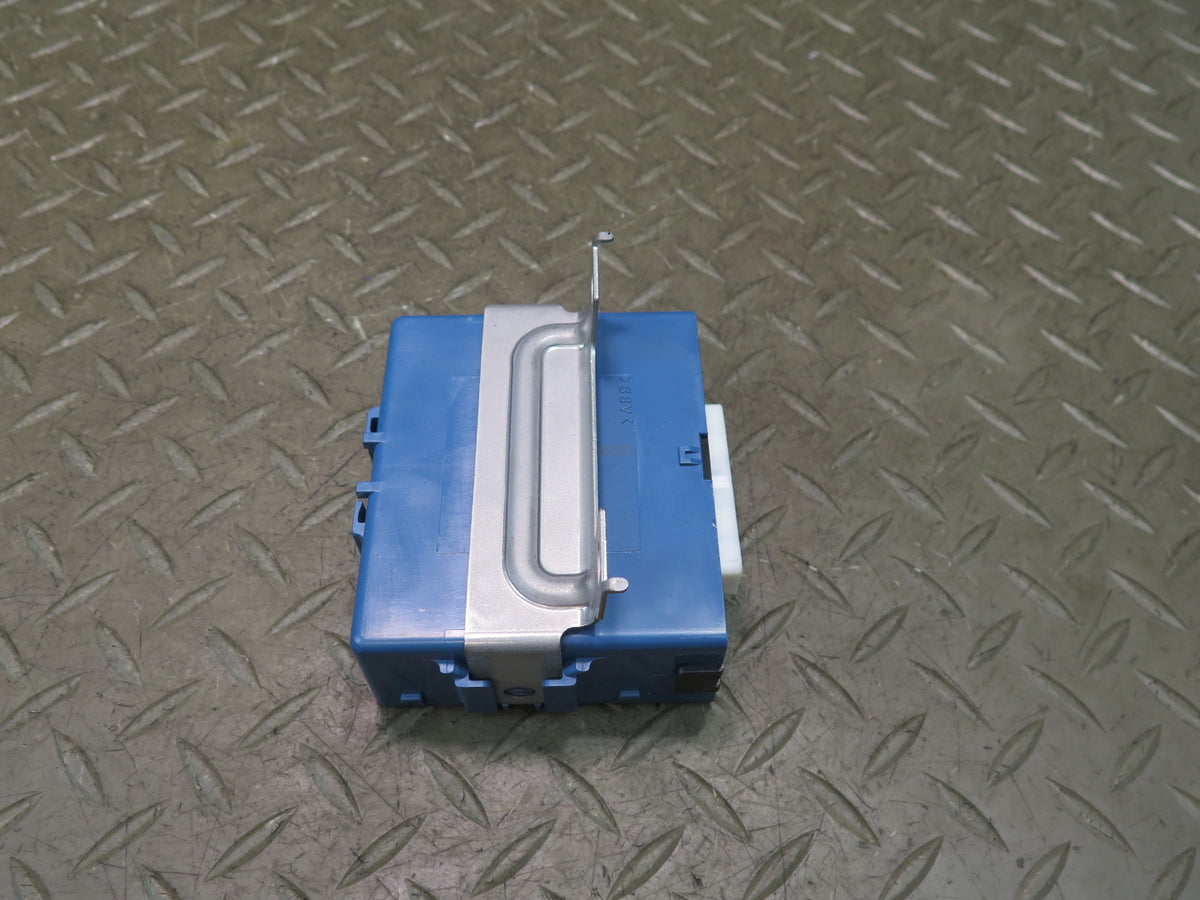 04-06 Lexus UCF30L LS430 Theft Warning Locking Control Module 89730-50150 OEM