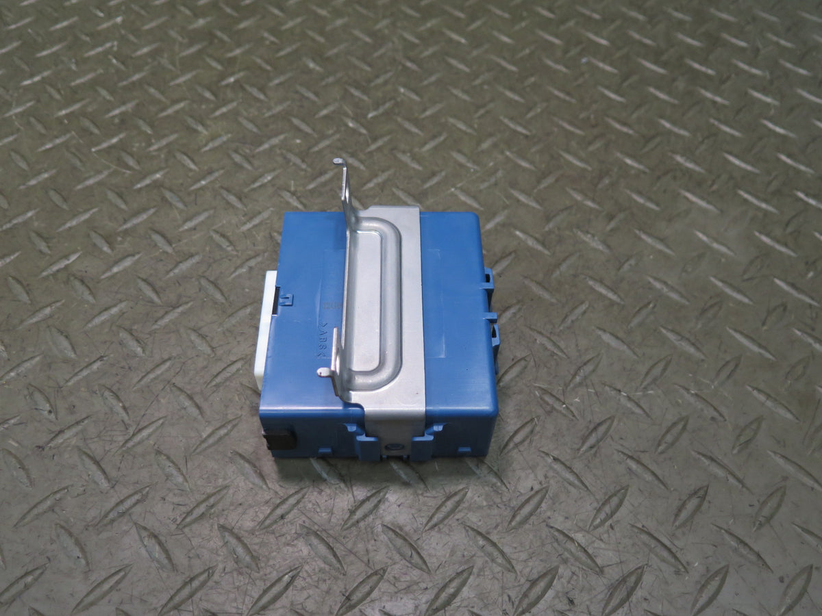 04-06 Lexus UCF30L LS430 Theft Warning Locking Control Module 89730-50150 OEM