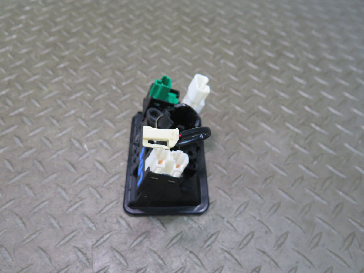 01-06 Lexus UCF30L LS430 Fuel Door & Trunk Lid Open Release Switch Panel OEM