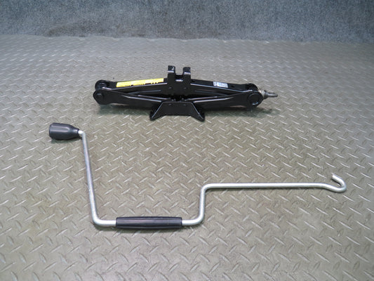 01-06 Lexus UCF30L LS430 Emergency Spare Tire Lift Jack w TOW Hook OEM