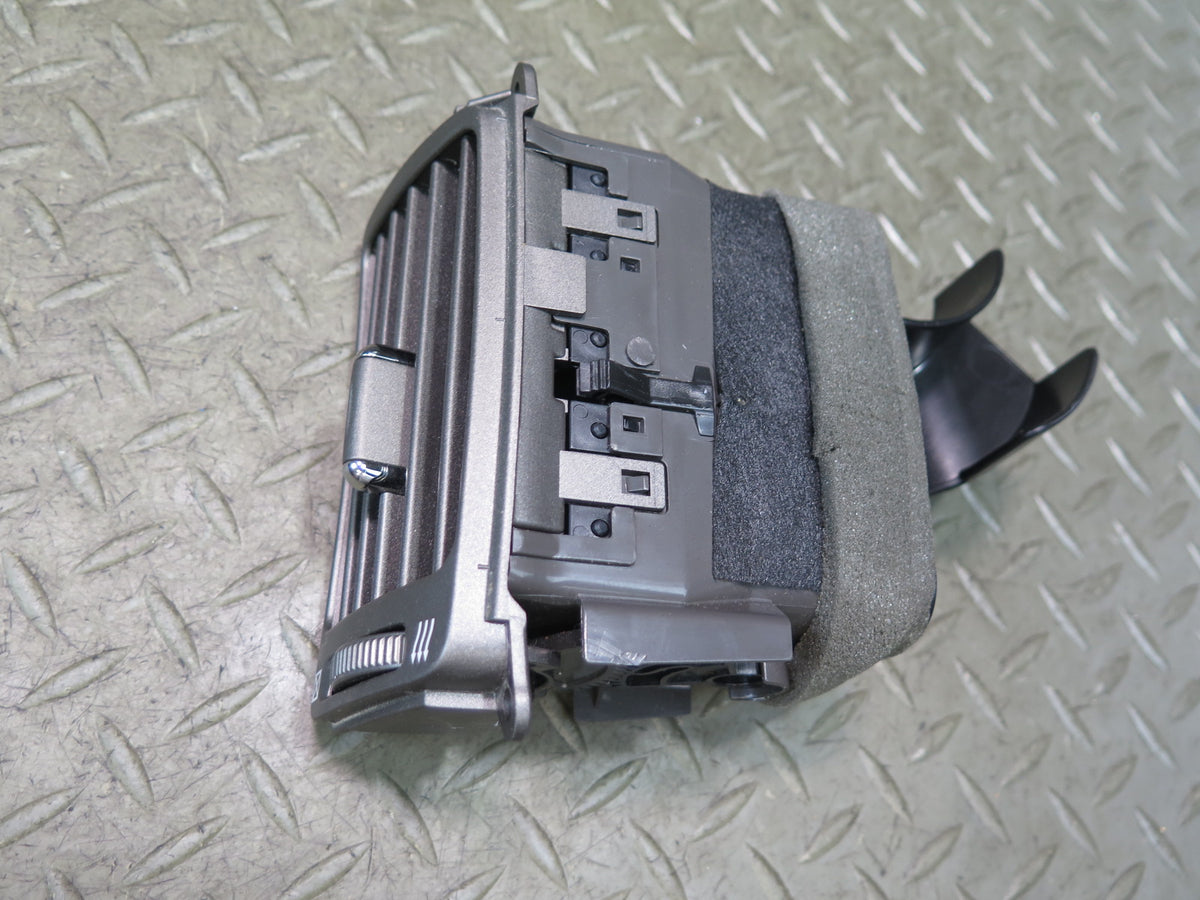 01-06 Lexus UCF30L LS430 Dash Front Left & Right A/C Air Vent Grille Set OEM