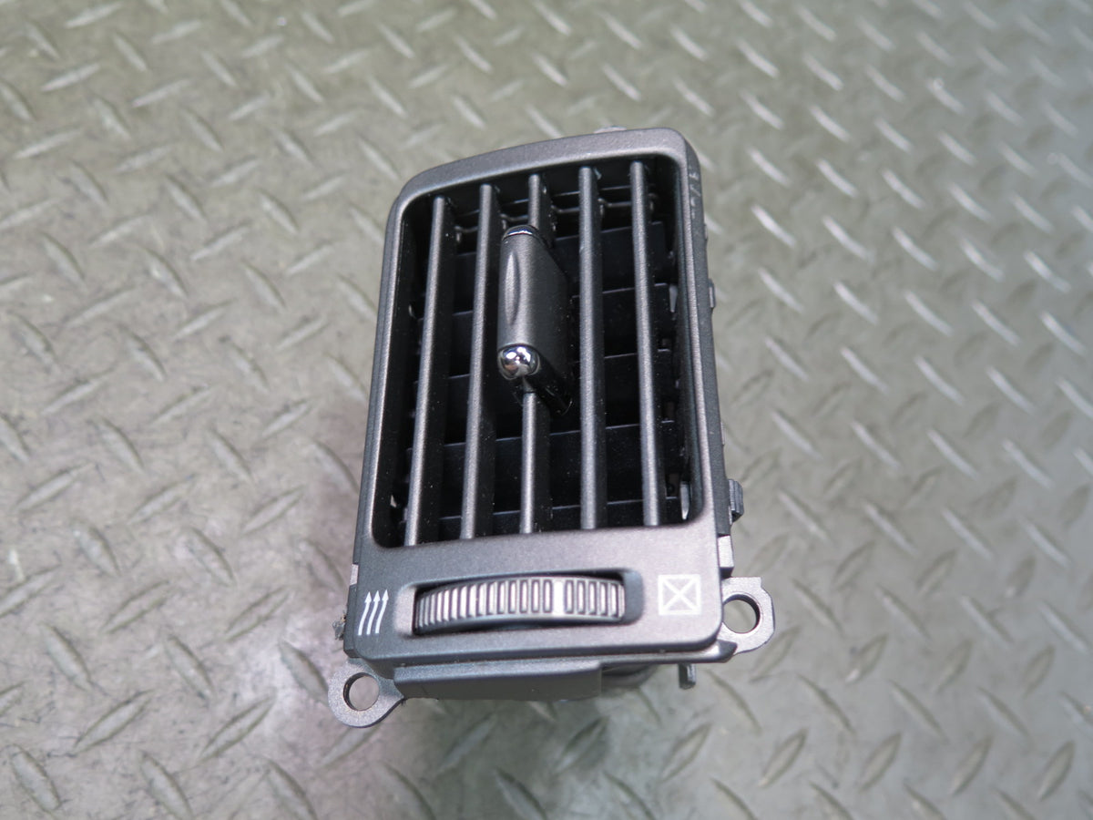 01-06 Lexus UCF30L LS430 Dash Front Left & Right A/C Air Vent Grille Set OEM