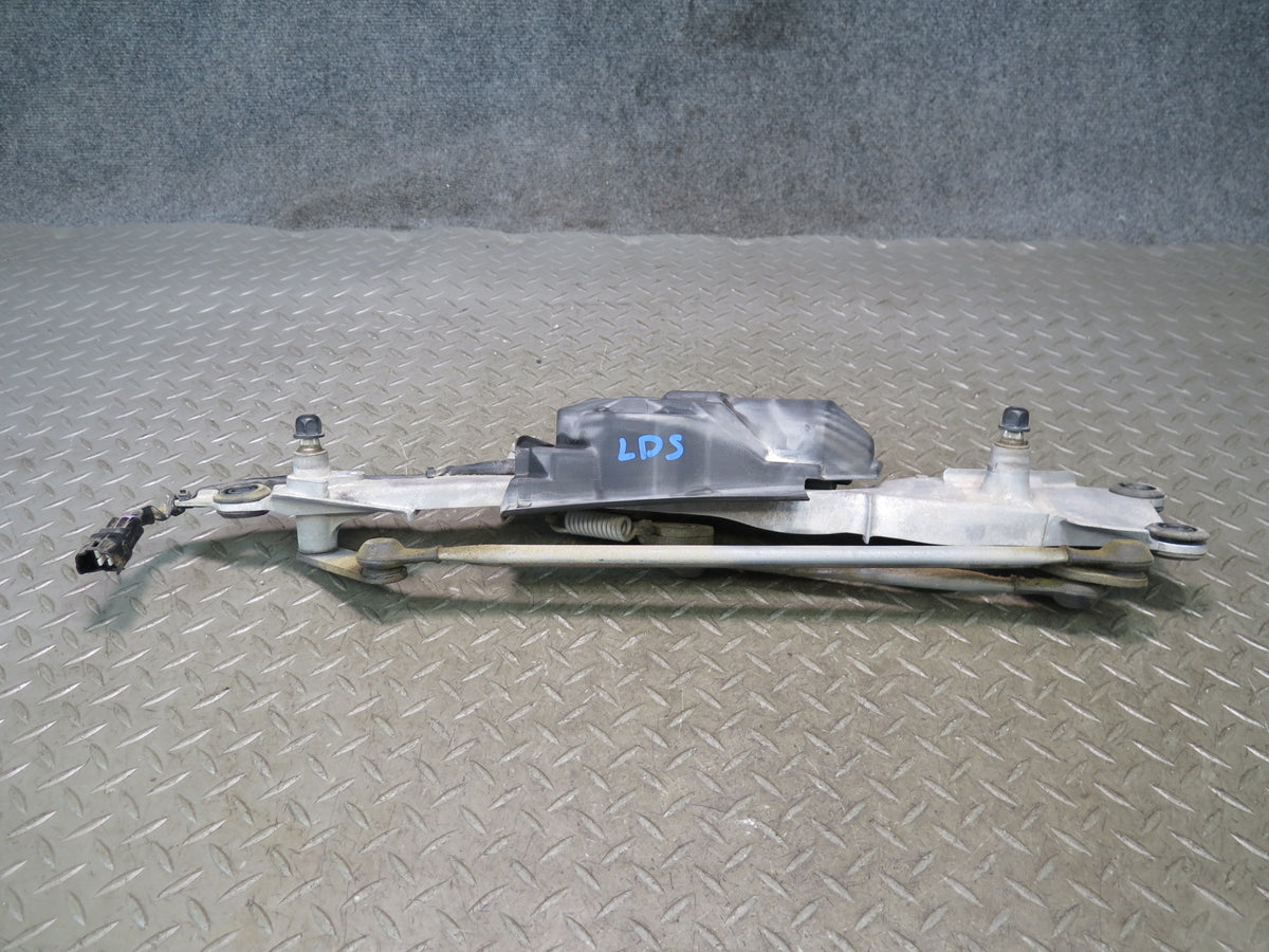 01-06 Lexus UCF30L LS430 Windshield Wiper Transmission Linkage w Motor OEM