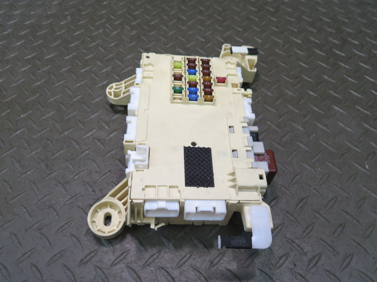 04-06 Lexus UCF30L LS430 Front Left Fuse Relay Junction Box Module OEM