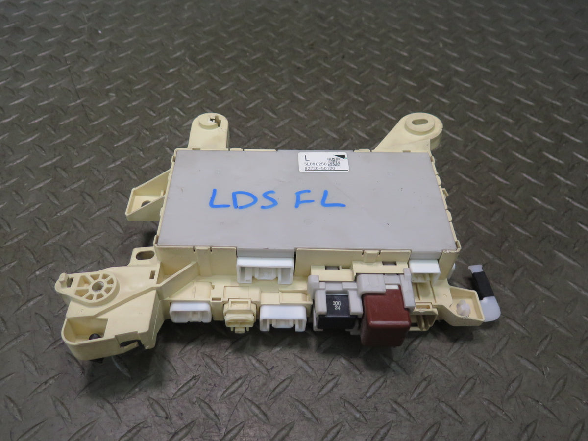 04-06 Lexus UCF30L LS430 Front Left Fuse Relay Junction Box Module OEM
