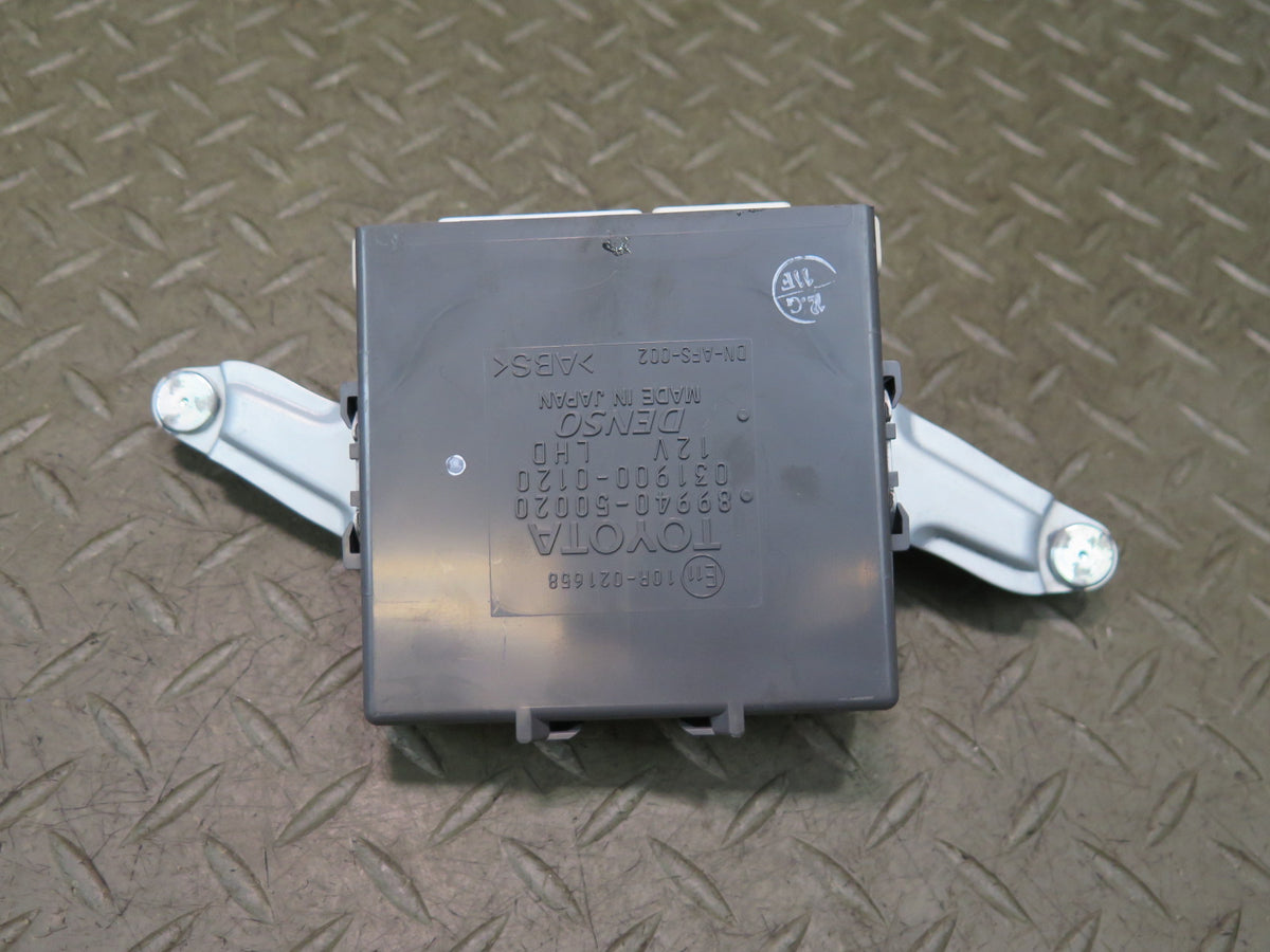 04-06 Lexus UCF30L LS430 Headlight Level Control Module 89940-50020 OEM