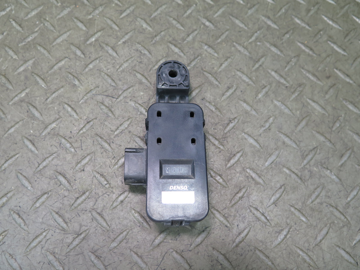 04-06 Lexus UCF30L LS430 Smog Emission Control Module Sensor 013650-0010 OEM
