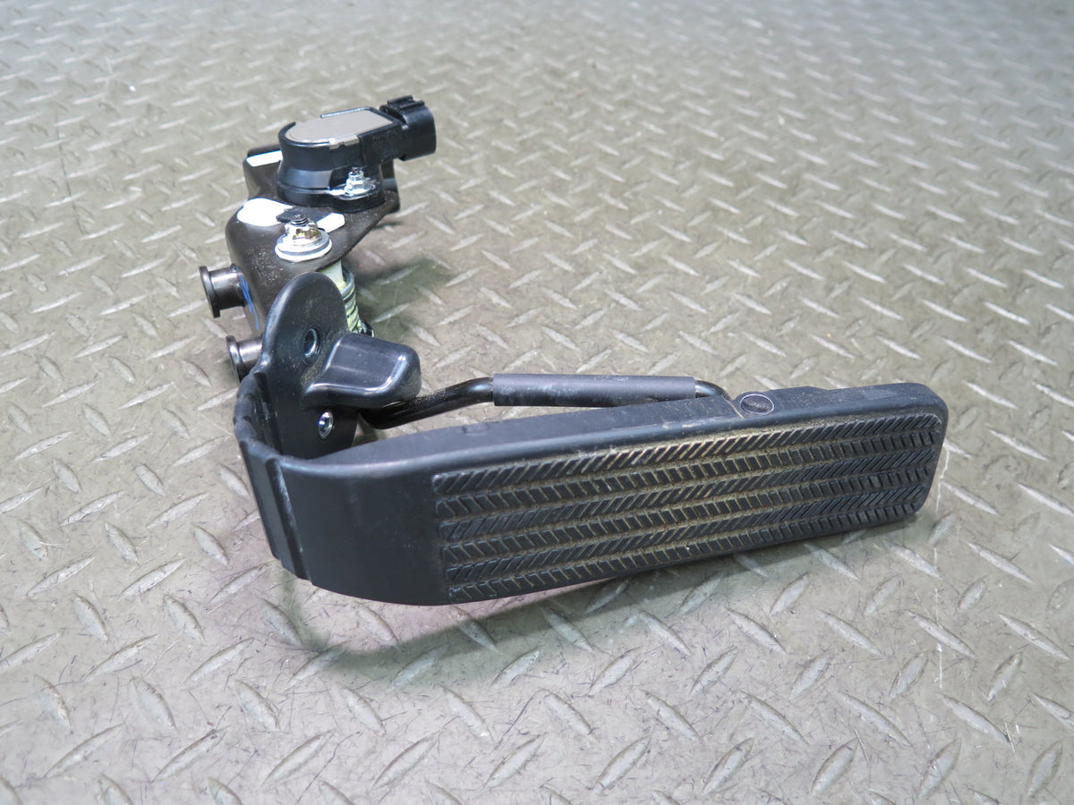02-06 Lexus UCF30L LS430 Gas Acceleration Peadal w Sensor 78010-50020 OEM