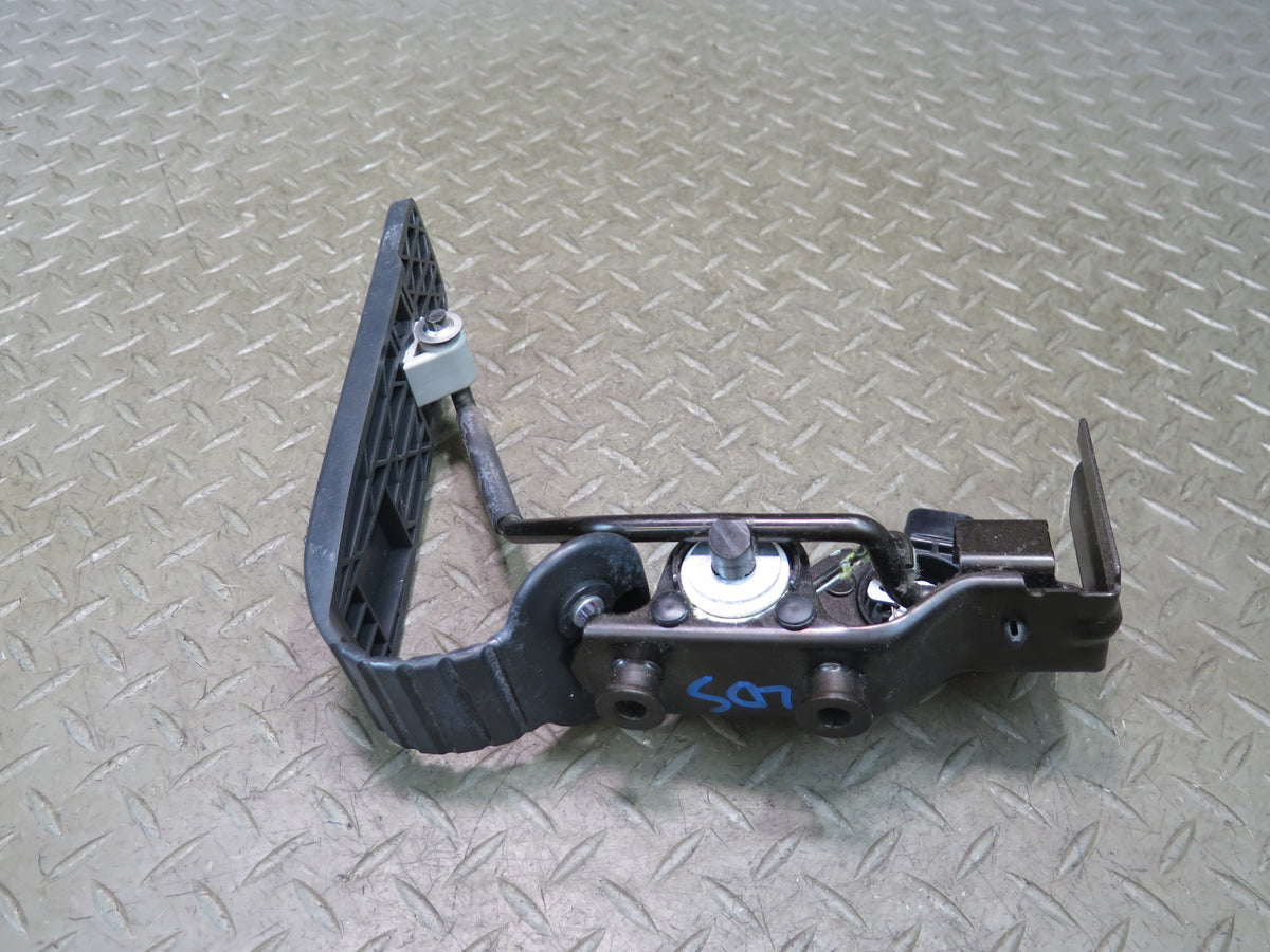 02-06 Lexus UCF30L LS430 Gas Acceleration Peadal w Sensor 78010-50020 OEM