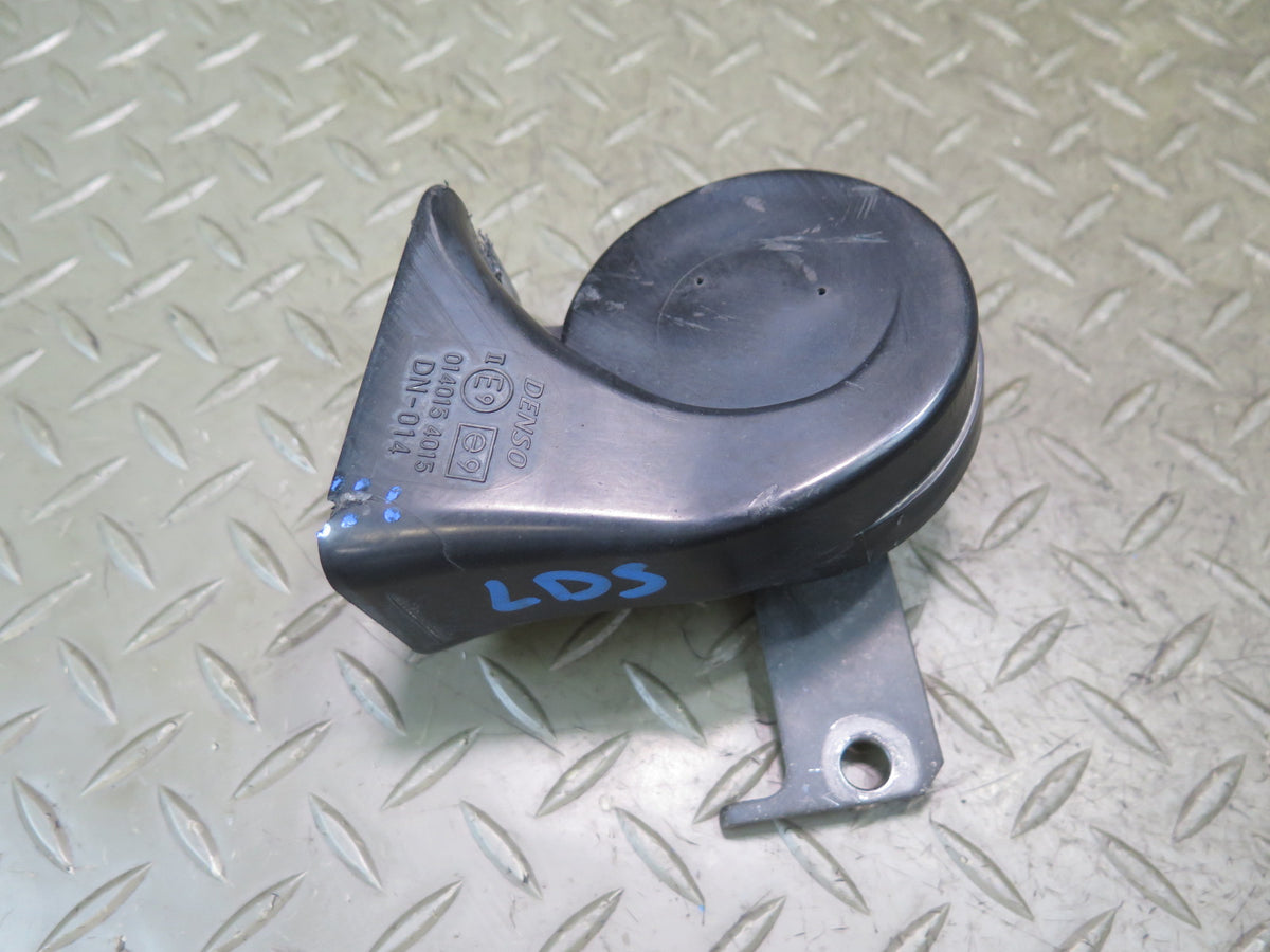 04-06 Lexus UCF30L LS430 Set of 2 High & Low Tone Note Pitch Horn Signal Damaged