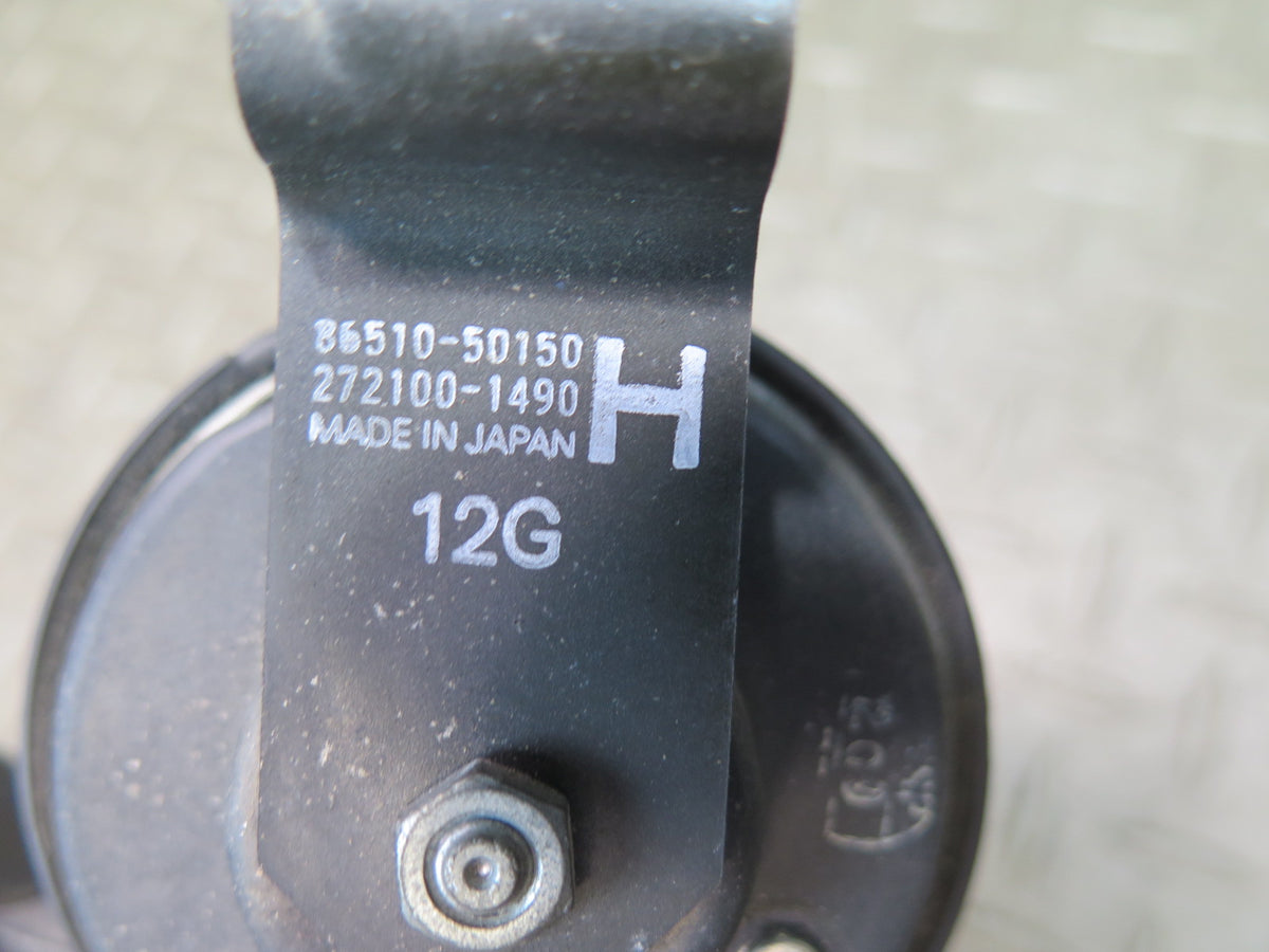 04-06 Lexus UCF30L LS430 Set of 2 High & Low Tone Note Pitch Horn Signal Damaged