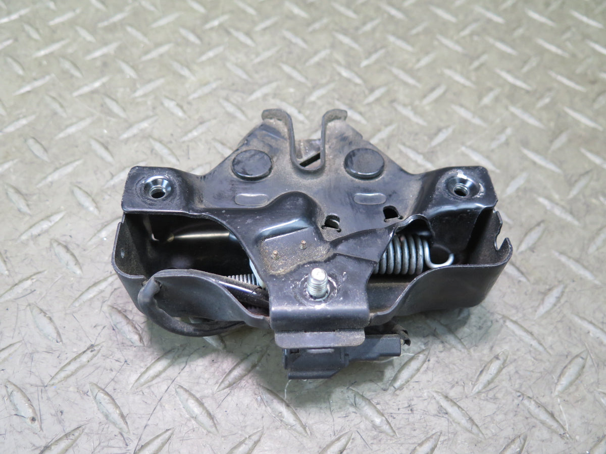 01-06 Lexus UCF30L LS430 Front Hood Bonnet Lock Latch OEM