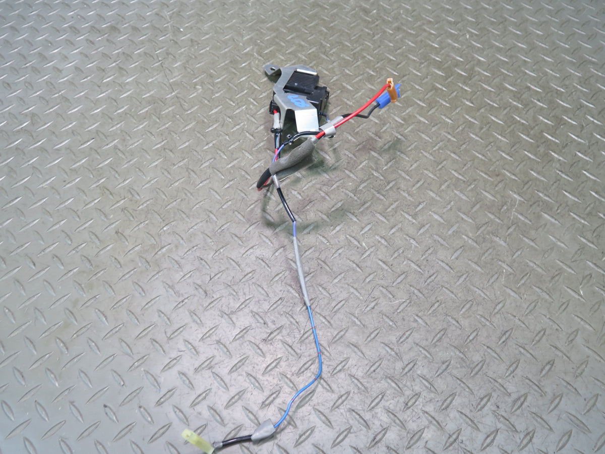 01-06 Lexus UCF30L LS430 Rear Window Defrost Defroster Defogger Module OEM