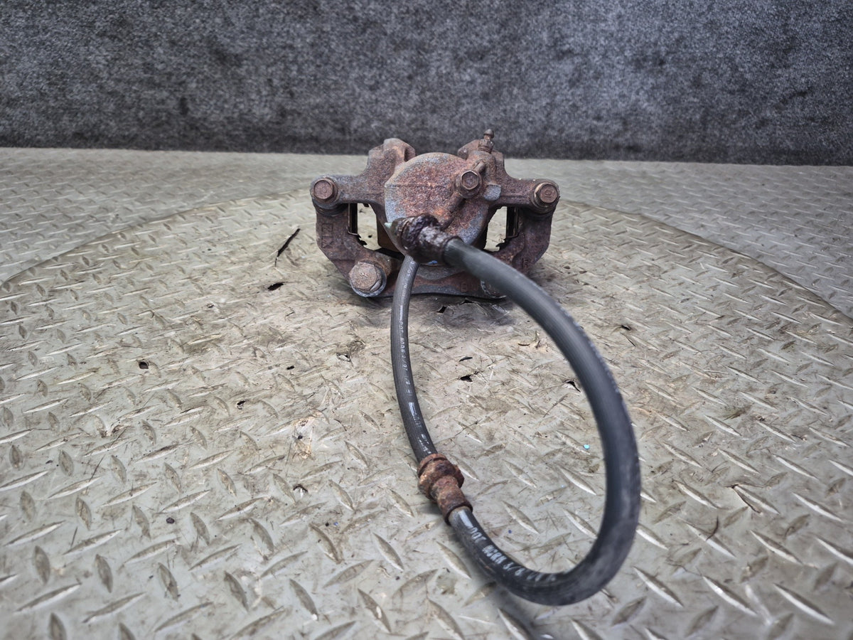84-89 Nissan Z31 300ZX NA Set of 2 Front Left & Right Brake Caliper w Hose OEM