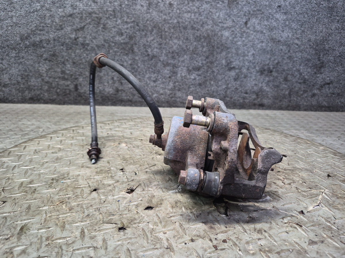 84-89 Nissan Z31 300ZX NA Set of 2 Front Left & Right Brake Caliper w Hose OEM