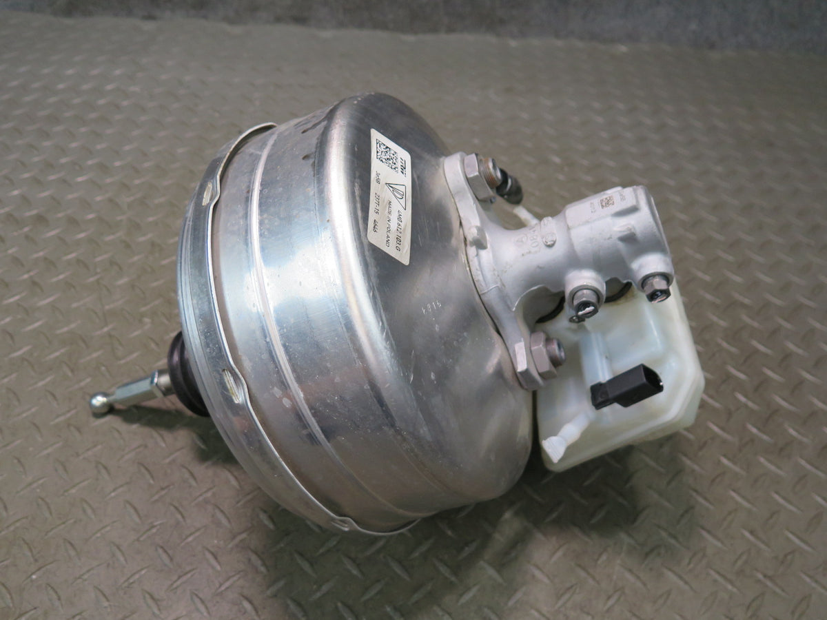 2015-2018 Porsche Macan Brake Master Cylinder Booster Fluid Reservoir