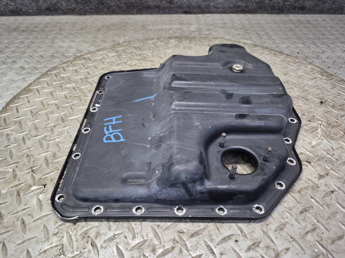 97-03 BMW E39 540i 4.4L M62 Engine Motor Lower Oil Pan OEM