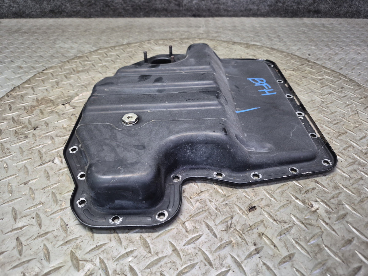 97-03 BMW E39 540i 4.4L M62 Engine Motor Lower Oil Pan OEM