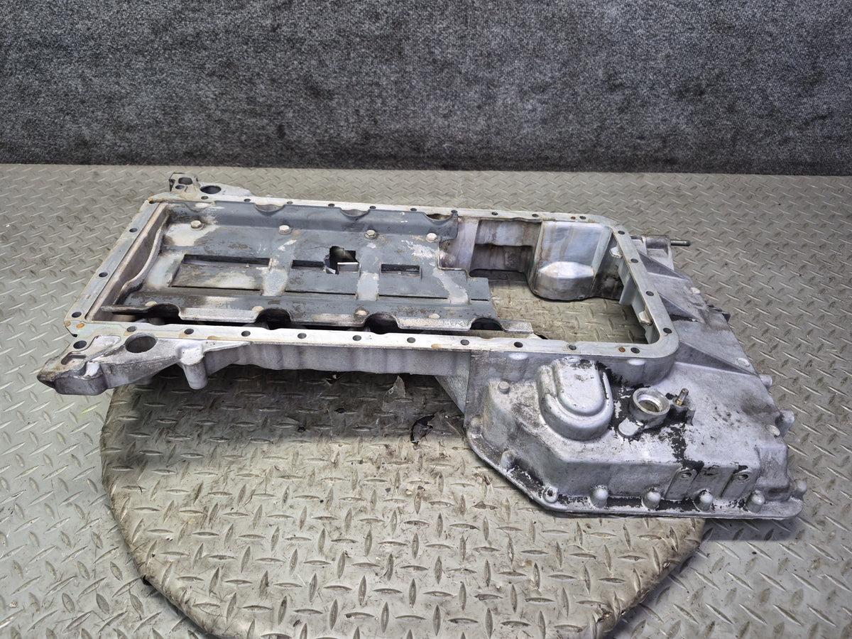 97-03 BMW E39 540i M62 Engine Motor Upper Oil Pan 1433561 OEM