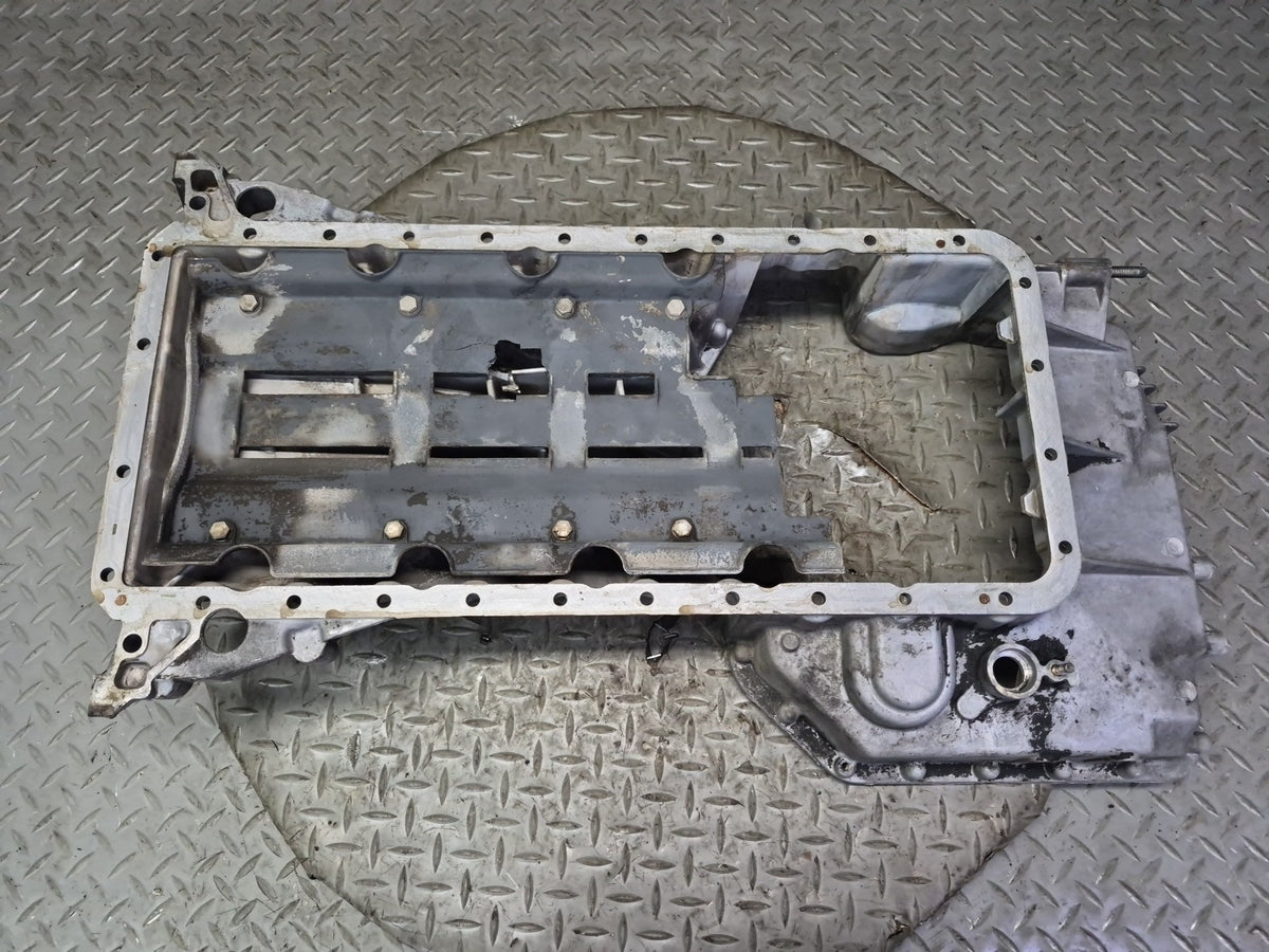 97-03 BMW E39 540i M62 Engine Motor Upper Oil Pan 1433561 OEM