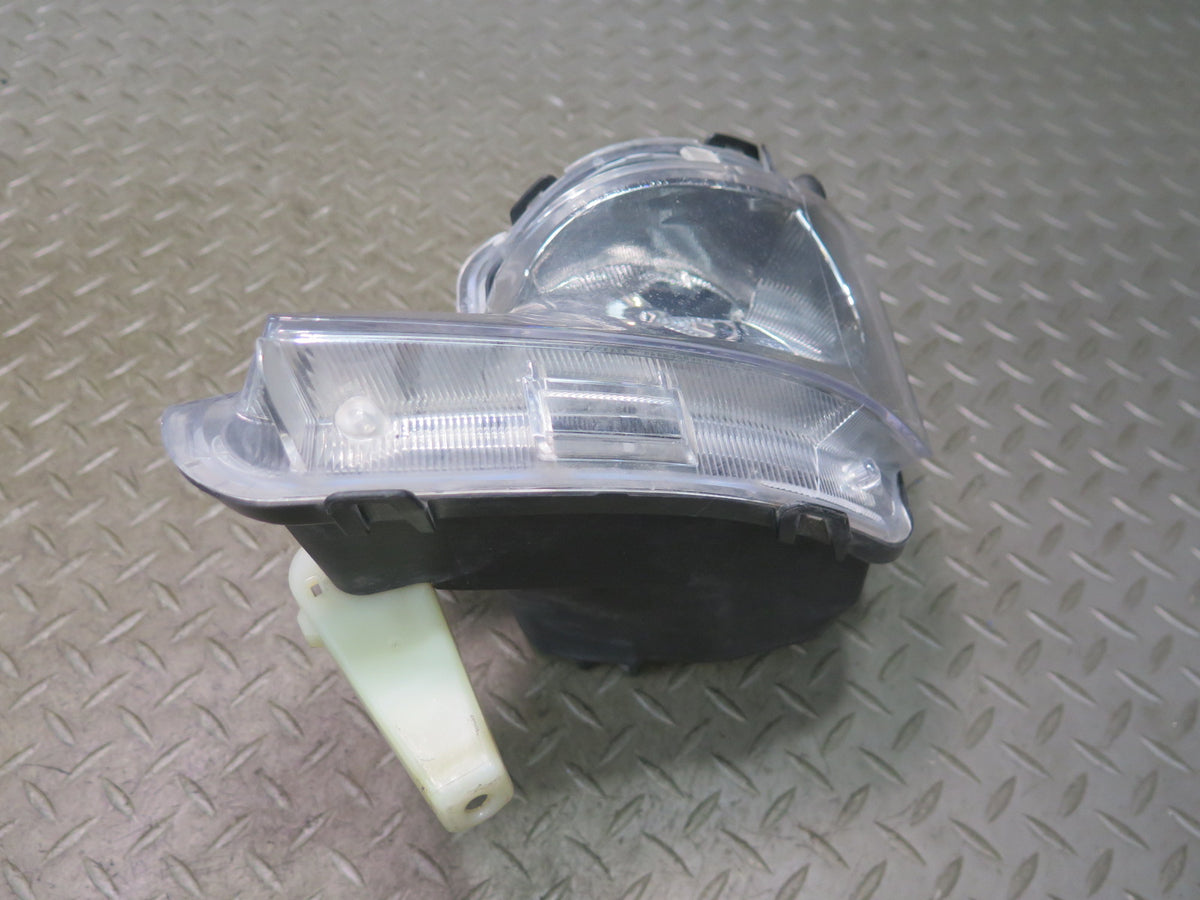 10-12 Lexus UVF46L LS600h Set of 2 Front Left & Right Fog Light Lamp OEM