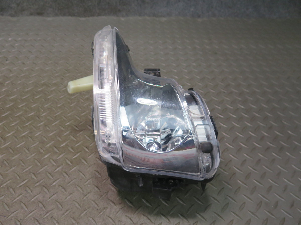 10-12 Lexus UVF46L LS600h Set of 2 Front Left & Right Fog Light Lamp OEM