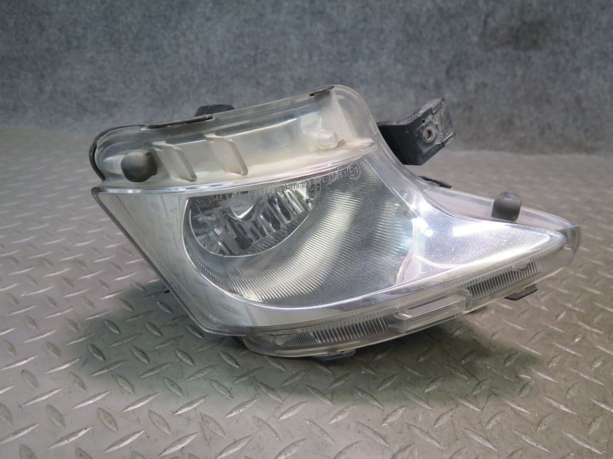 10-12 Lexus UVF46L LS600h Set of 2 Front Left & Right Fog Light Lamp OEM