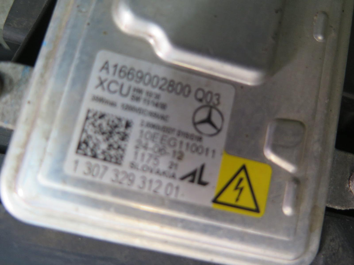 2012-2015 Mercedes W166 Ml-class Front Right Xenon HID Healight Lamp 1668202759