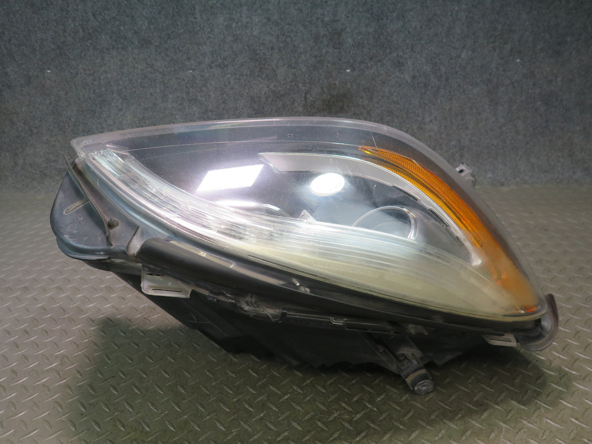 2012-2015 Mercedes W166 Ml-class Front Right Xenon HID Healight Lamp 1668202759