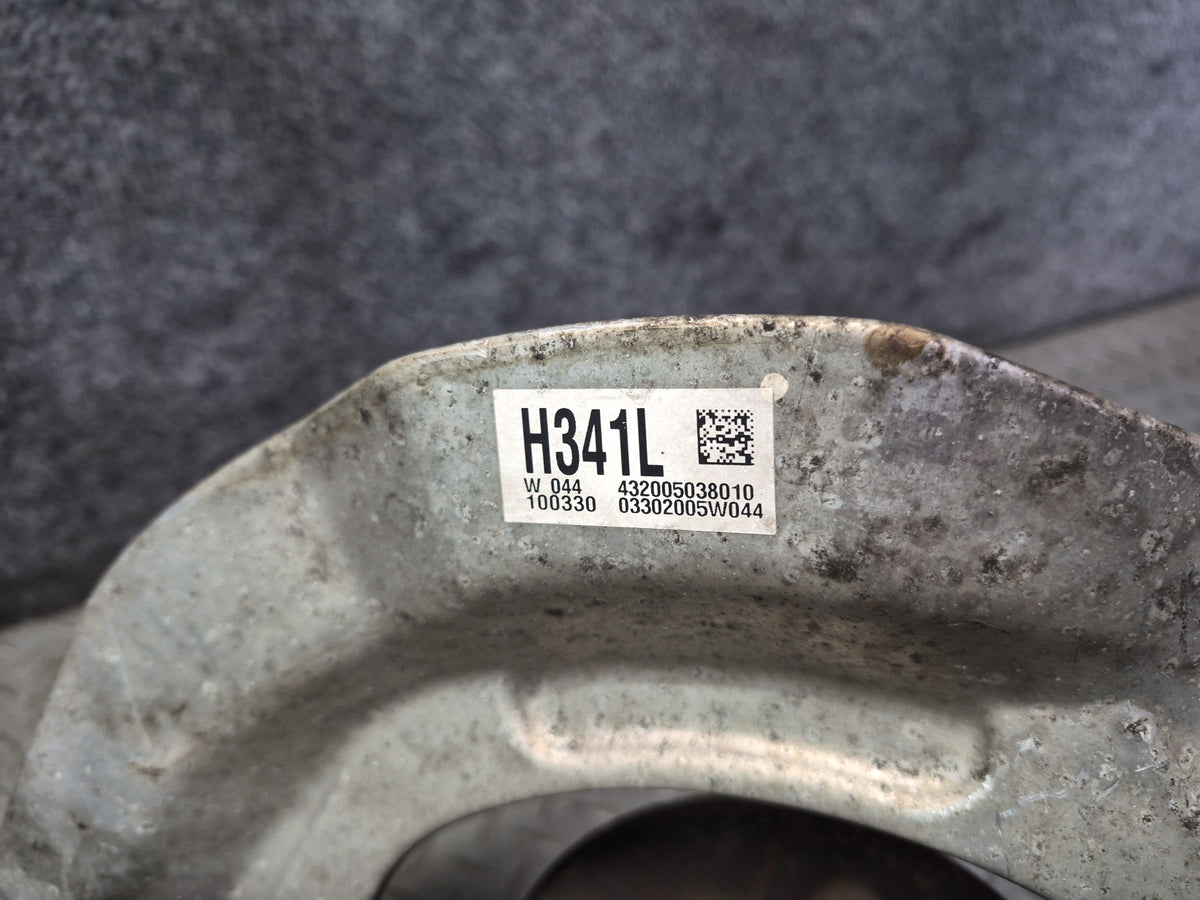 08-16 Lexus UVF46L LS600h LS460 AWD Front Left Spindle Knuckle Wheel Hub OEM