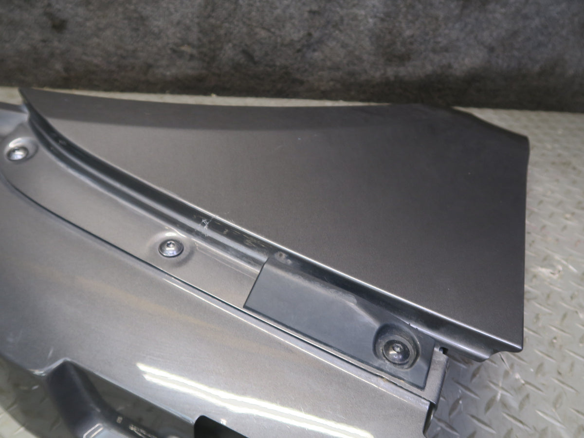 2015-2025 Porsche Macan Front Right Side Fender Shell Panel Cover Gray