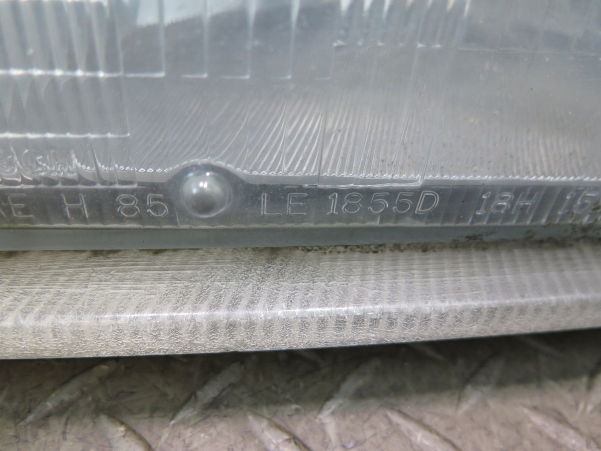 86-91 Mercedes W126 560SEL Front Left Halogen Headlight Lamp OEM