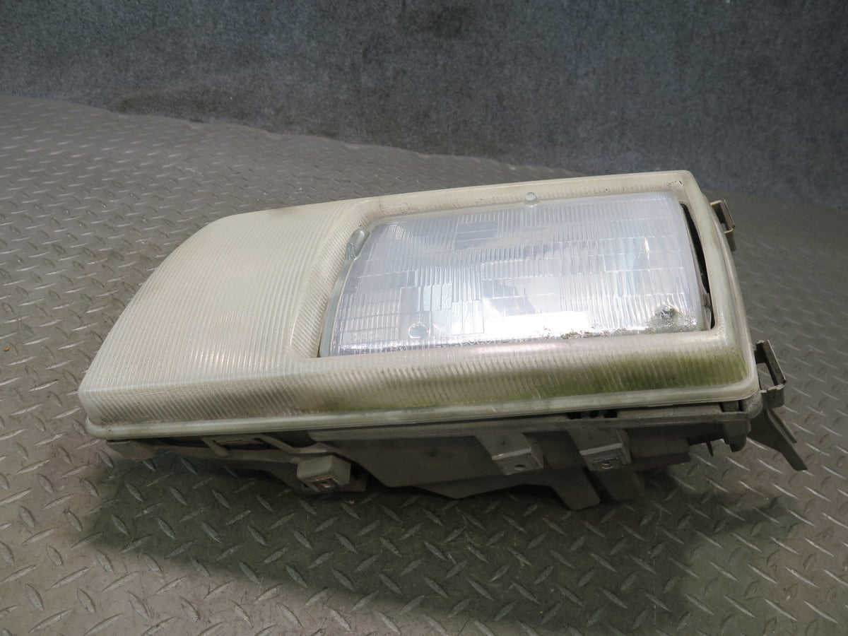 86-91 Mercedes W126 560SEL Front Left Halogen Headlight Lamp OEM