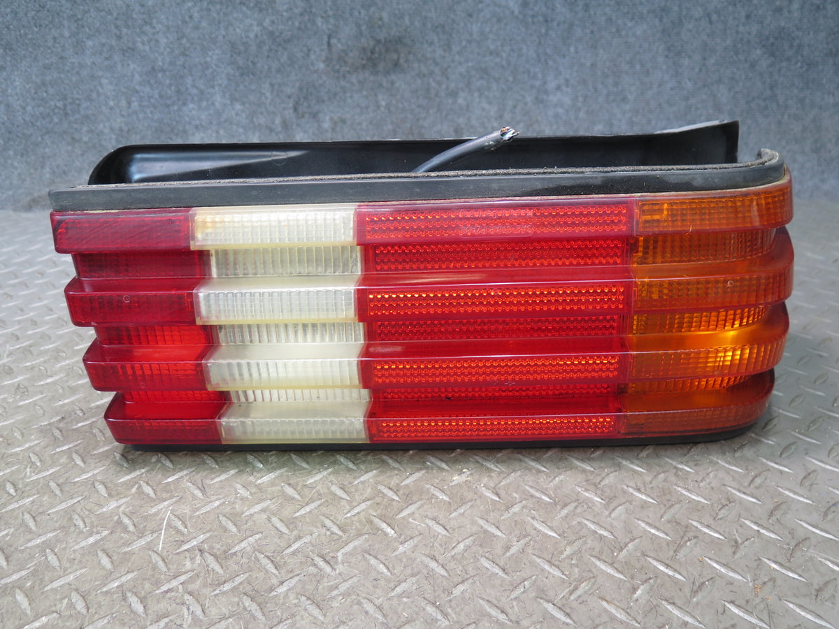 86-91 Mercedes W126 560SEL Set of 2 Rear Left & Right Tail Light Lamp OEM