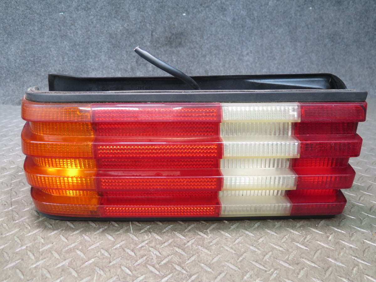 86-91 Mercedes W126 560SEL Set of 2 Rear Left & Right Tail Light Lamp OEM