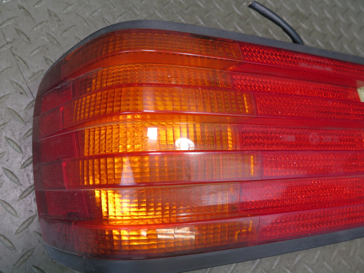 86-91 Mercedes W126 560SEL Set of 2 Rear Left & Right Tail Light Lamp OEM